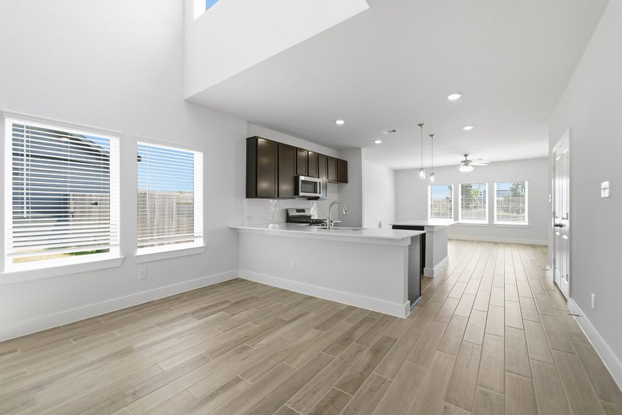 Furnished interior view inside a new home in Magnolia Springs, Montgomery (Image 7).