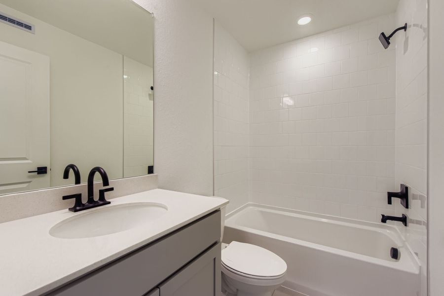 New Home in Arvada, CO. - Slide 22 New Home in Arvada, CO. - Slide 22