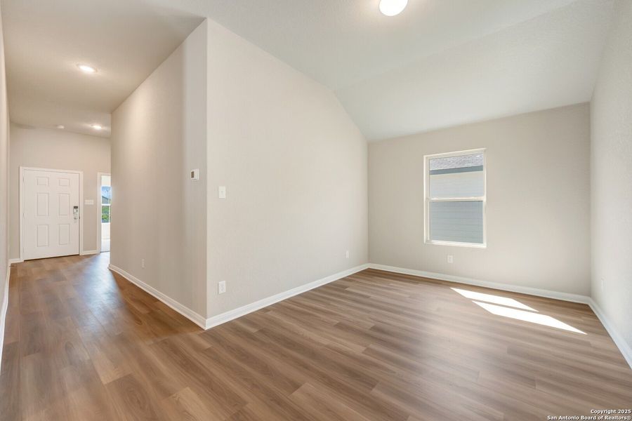 Spacious, unfurnished interior of a new home in Greenspoint Heights, Seguin (Image 7). Spacious, unfurnished interior of a new home in Greenspoint Heights, Seguin (Image 7).