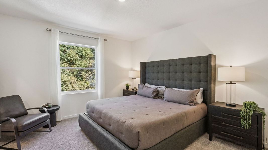 Representative furnished interior of a home built from the Kelsey by D.R. Horton in Oak Pointe, Apopka (Image 5).