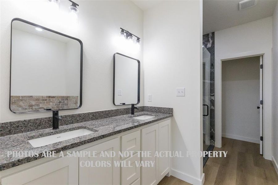 Furnished interior view inside a new home in , Abilene (Image 7).