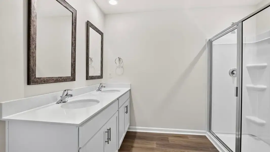 Furnished interior view inside a new home in Gibson Grove, Laurens (Image 9).