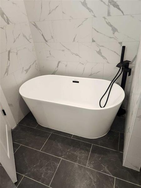 Close-up of interior finishes inside a home in , Spring Hill (Image 13).