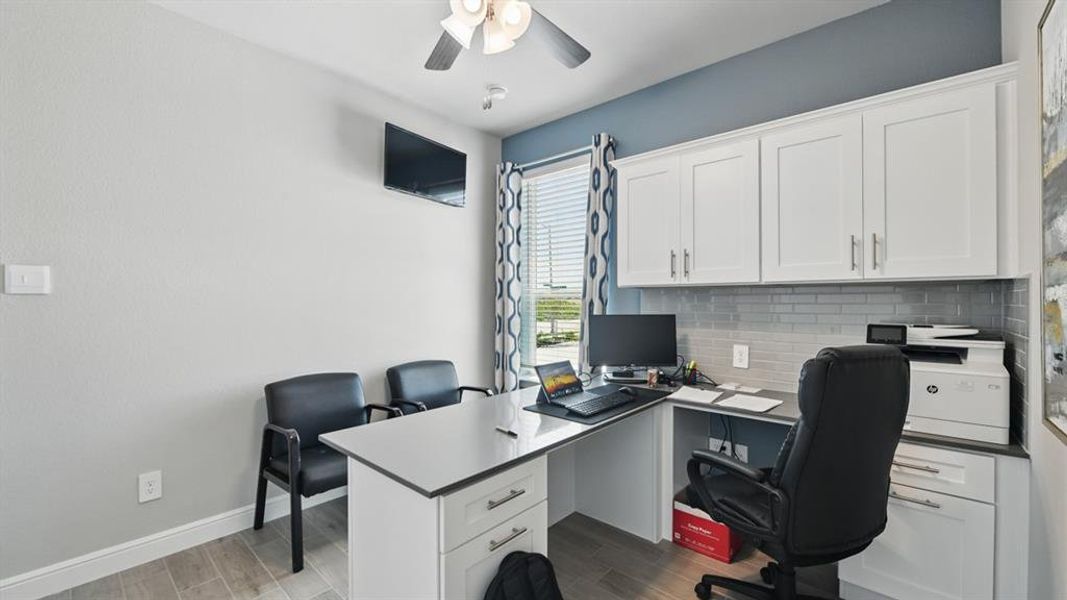 Furnished interior view inside a new home in Rock Creek West, Fort Worth (Image 32).