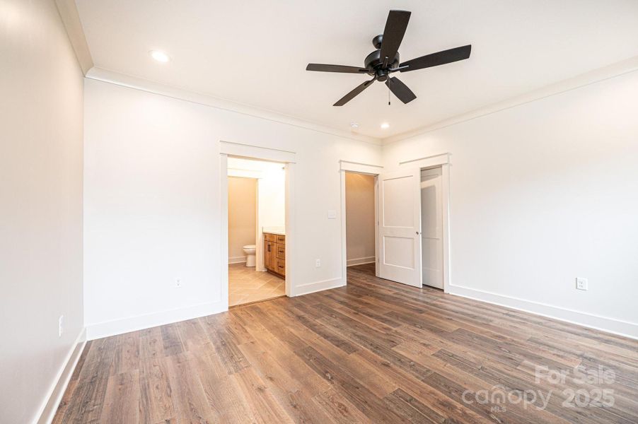 Spacious, unfurnished interior of a new home in , Hickory (Image 39). Spacious, unfurnished interior of a new home in , Hickory (Image 39).