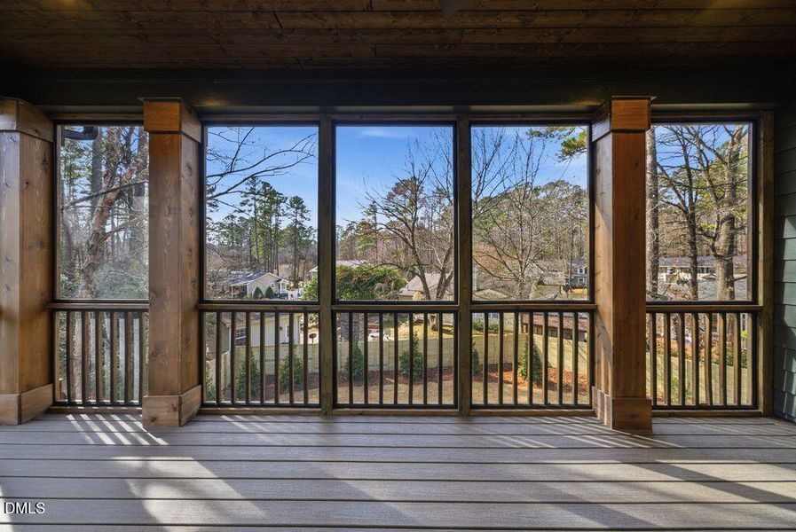 Private Porch 459 Private Porch 459