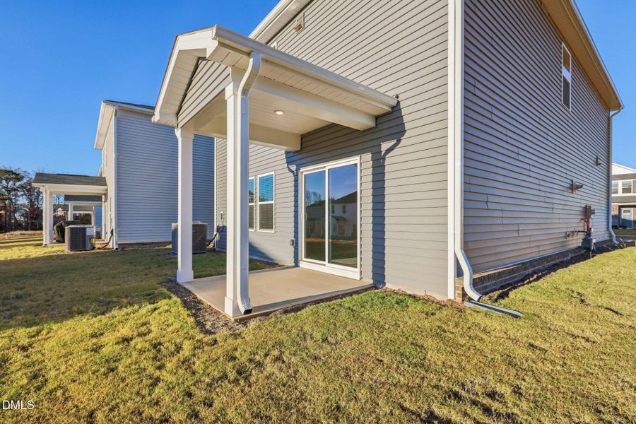 27-web-or-mls-Raleigh - Oak Manor -816