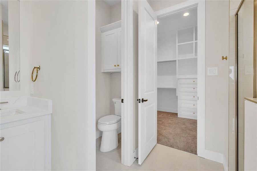 Furnished interior view inside a new home in , Springtown (Image 8).