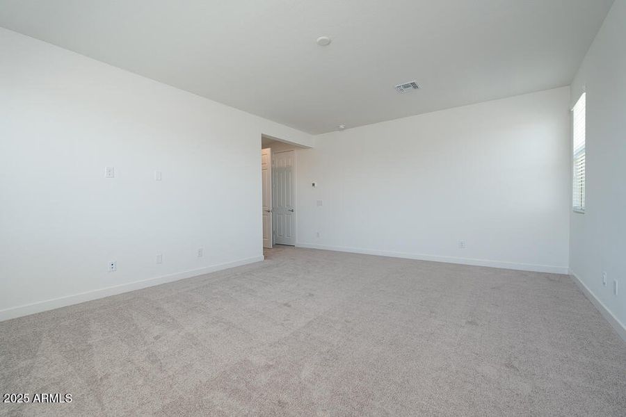 Tri Pointe Terraza 90 - Primary Suite-3M