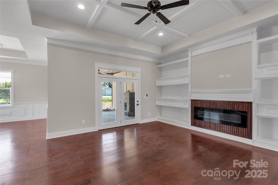 Spacious, unfurnished interior of a new home in , Kings Mountain (Image 38).
