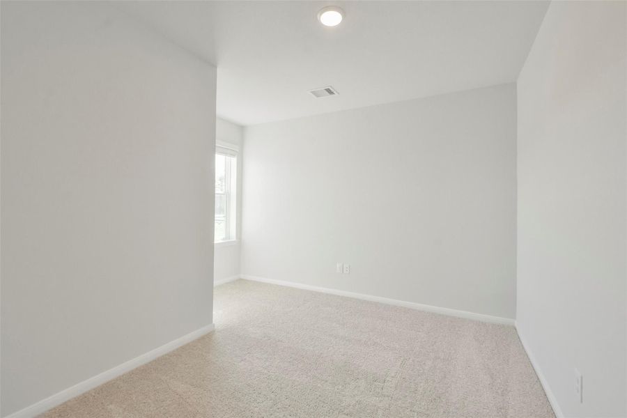 Spacious, unfurnished interior of a new home in The Villages at WestPointe, Dayton (Image 72).