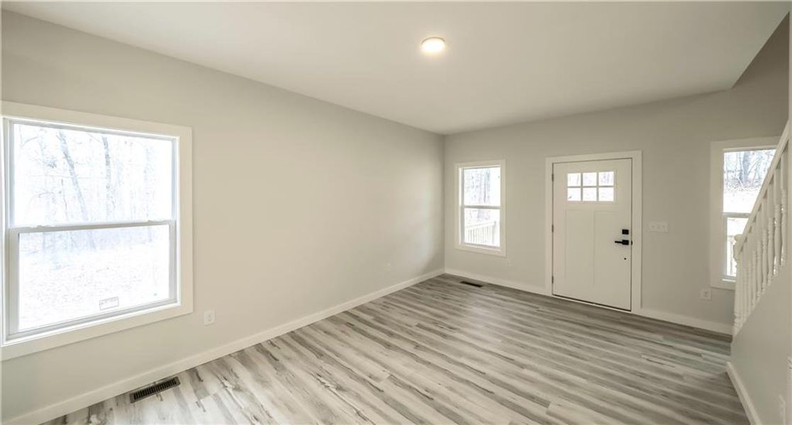 Spacious, unfurnished interior of a new home in , Carrollton (Image 25).