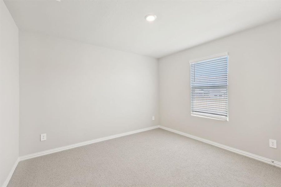 Photo is not of the actual home, but is an inspirational photo of builder’s model home and may depict options, furnishings, and/or decorator features that are not included. Photo is not of the actual home, but is an inspirational photo of builder’s model home and may depict options, furnishings, and/or decorator features that are not included.