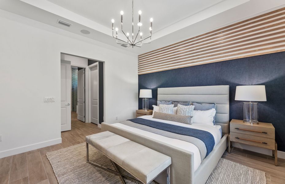 Owner's suite with walk-in closet