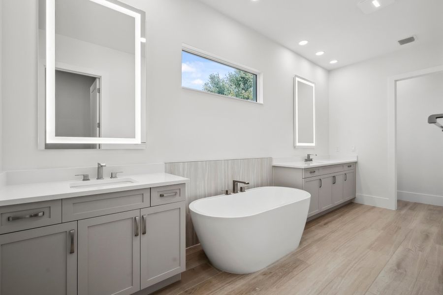 Master Bath from Inventory Shown for Reference | Oakmont 25 Master Bath from Inventory Shown for Reference | Oakmont 25