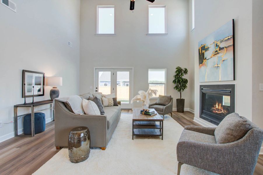 Representative furnished interior of a home built from the Harrison by Ashton Woods in Tea Farm: Presidents Series, Ravenel (Image 19).