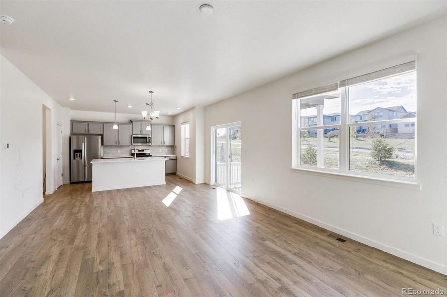 Spacious, unfurnished interior of a new home in Silver Peaks, Lochbuie (Image 17). Spacious, unfurnished interior of a new home in Silver Peaks, Lochbuie (Image 17).