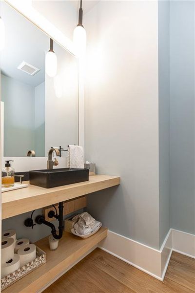 Furnished interior view inside a new home in , Marietta (Image 70).