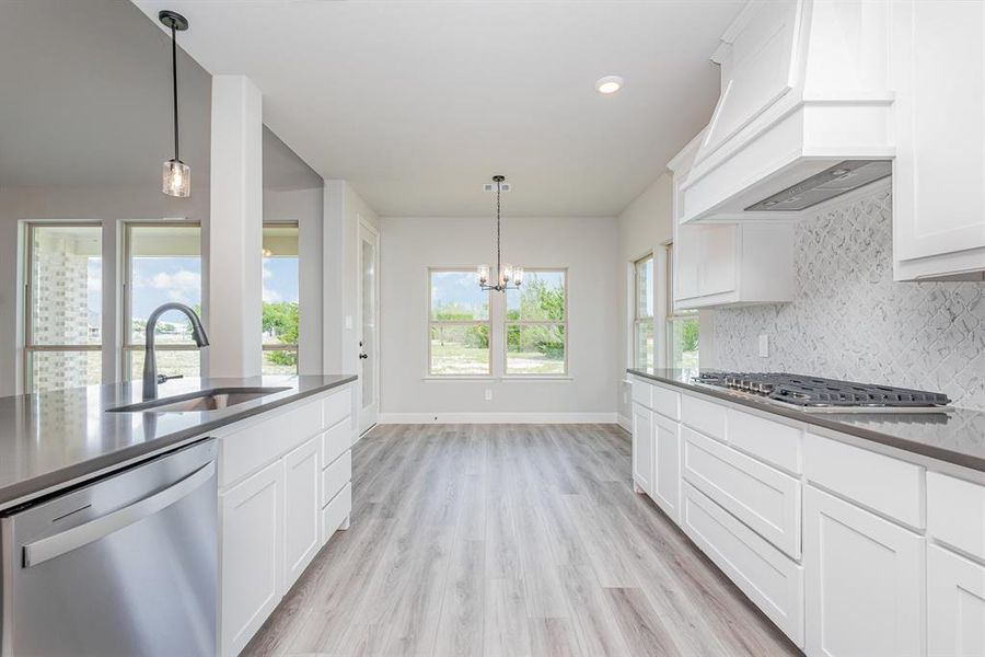 Furnished interior view inside a new home in Sagebrush Addition, Midlothian (Image 7).