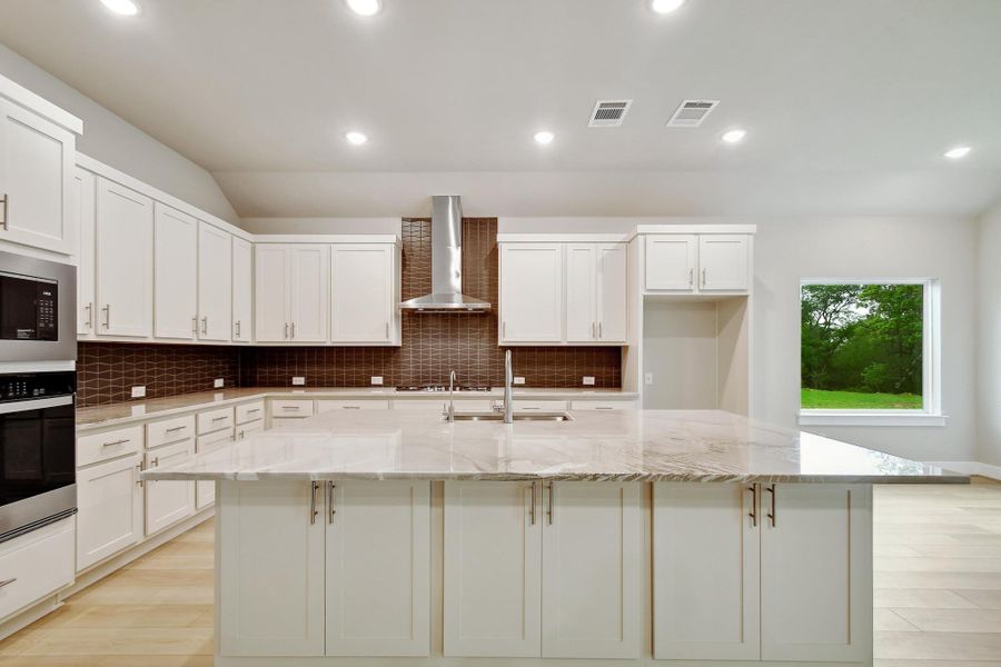 Furnished interior view inside a new home in Double Eagle Ranch, Cedar Creek (Image 10). Furnished interior view inside a new home in Double Eagle Ranch, Cedar Creek (Image 10).