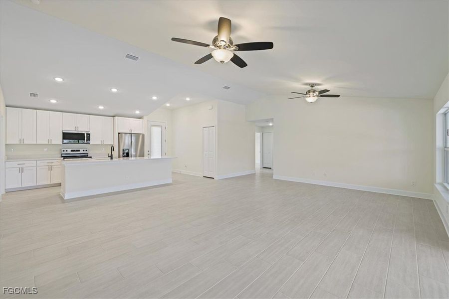 Image 35 of a home in Cape Coral.
