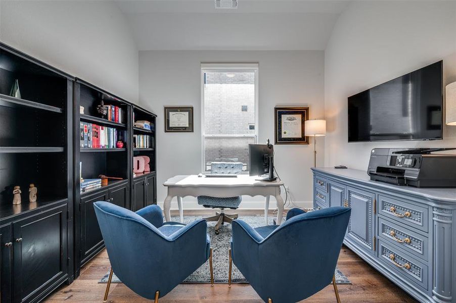 Furnished interior view inside a new home in , Van Alstyne (Image 7).