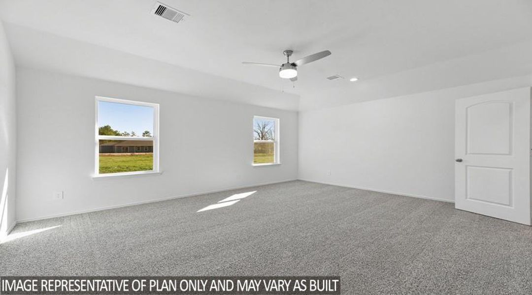 Spacious, unfurnished interior of a new home in Williams Reserve East, Conroe (Image 12).