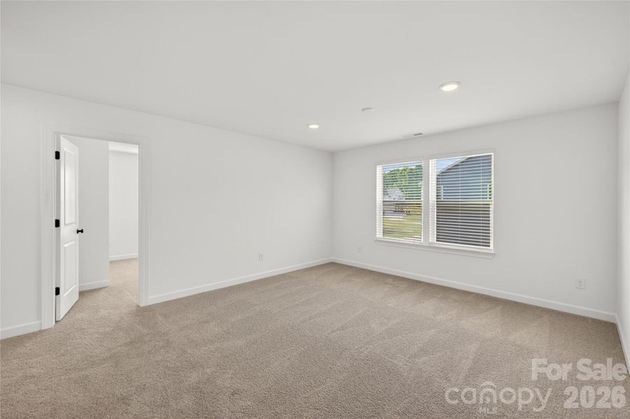 Spacious, unfurnished interior of a new home in , Troutman (Image 24).