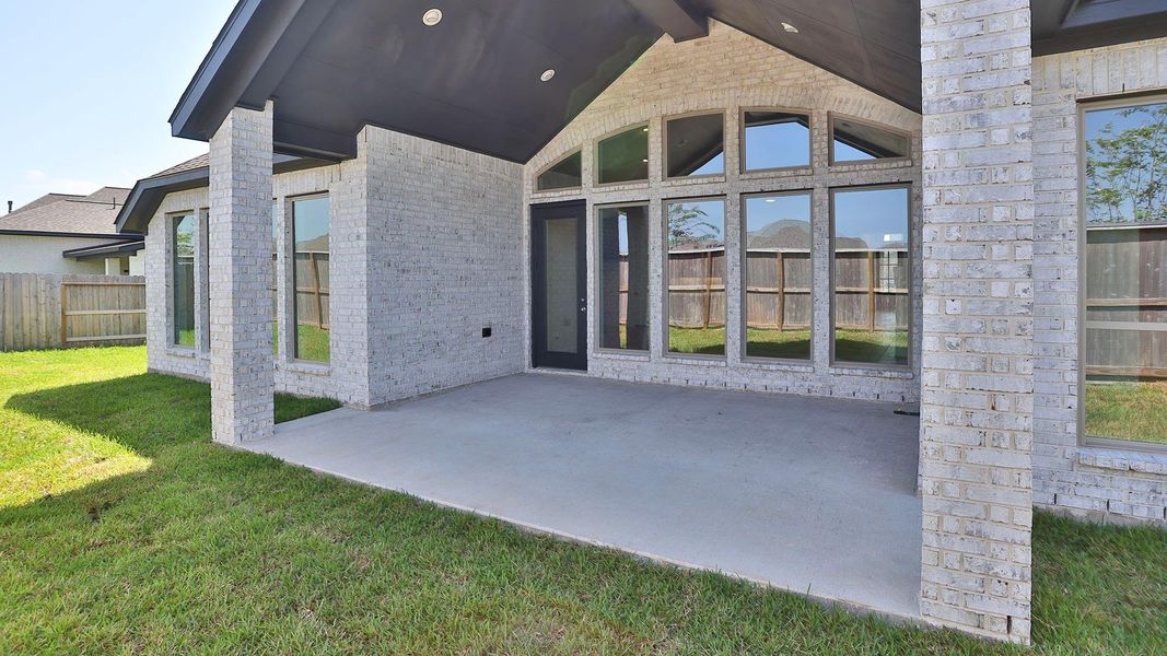 Exterior details and patio area of a home in Escondido, Magnolia (Image 4).
