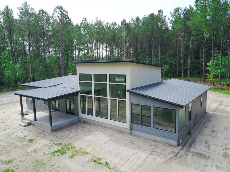 Exterior details and patio area of a home in , Alachua (Image 3). Exterior details and patio area of a home in , Alachua (Image 3).