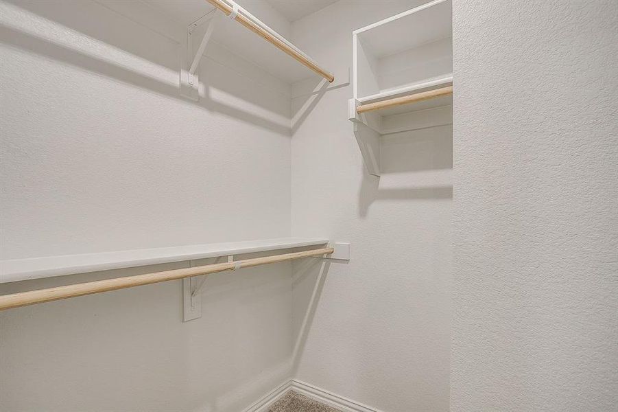 Spacious, unfurnished interior of a new home in , Mansfield (Image 30).