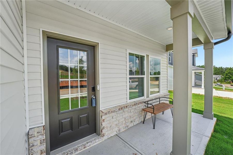 Exterior details and patio area of a home in Manning Mill, Adairsville (Image 32).