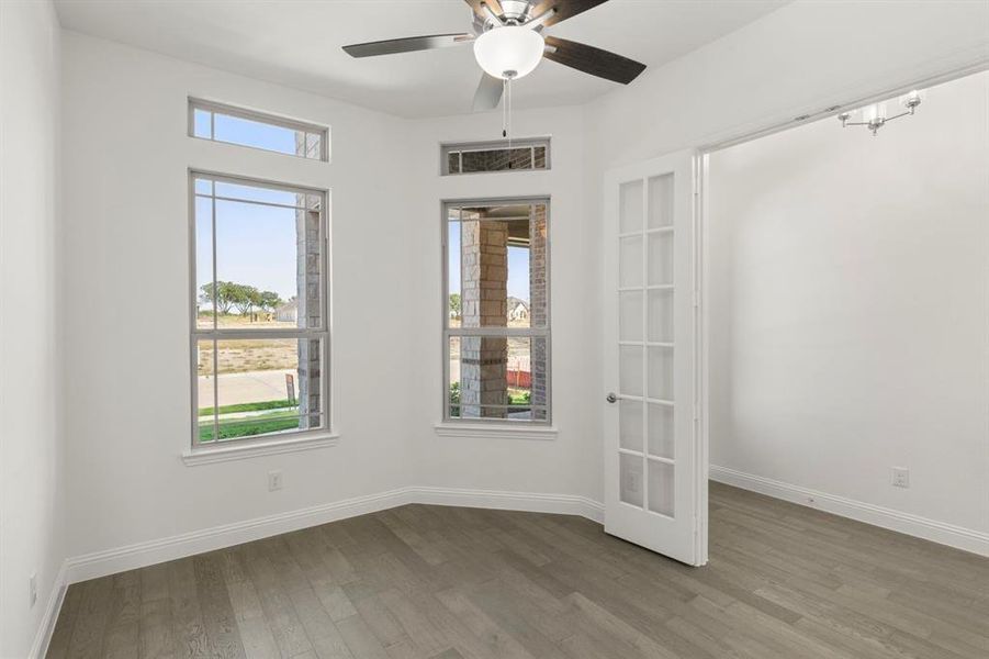 3_04. 1442 Canadian - Study