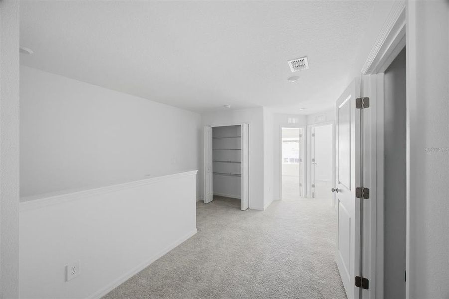 Spacious, unfurnished interior of a new home in , San Antonio (Image 17).