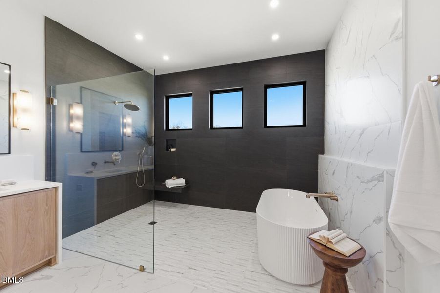 5856 Carriage Gate-53