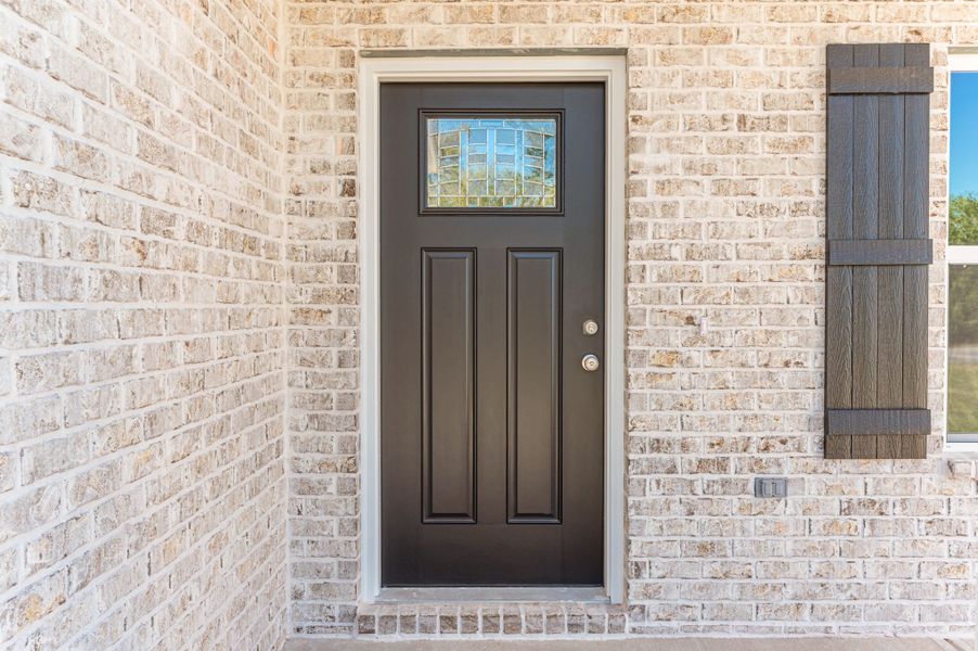 Representative unfurnished interior of a home built from the Savannah by CJL Homes in Oak Hollow, Crestview (Image 13).
