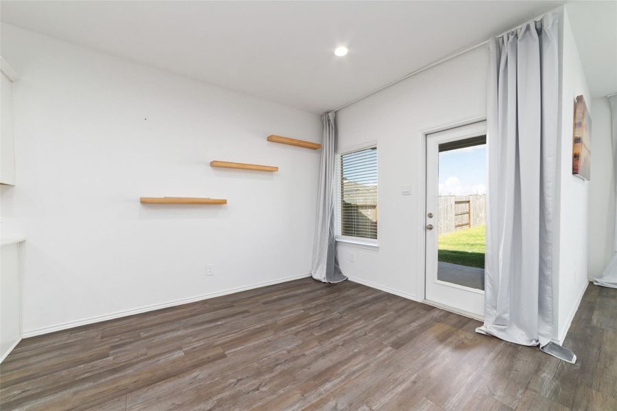 Spacious, unfurnished interior of a new home in Sunterra, Katy (Image 31).