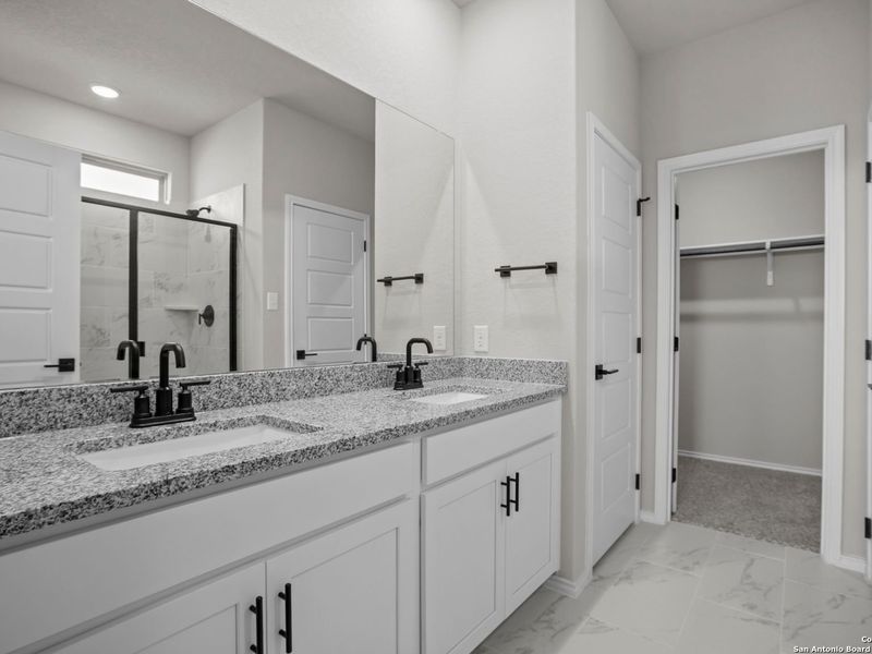 Furnished interior view inside a new home in Hannah Heights, Seguin (Image 10).