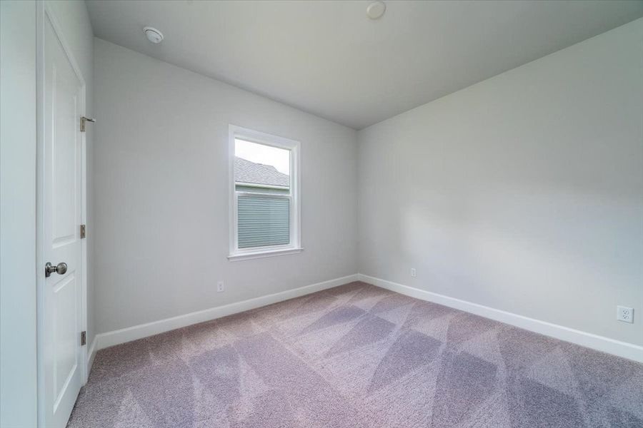 Spacious secondary bedroom Spacious secondary bedroom