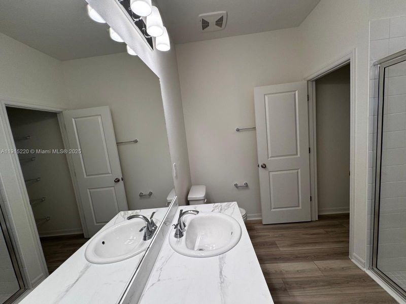 Close-up of interior finishes inside a home in , Fort Myers (Image 12). Close-up of interior finishes inside a home in , Fort Myers (Image 12).