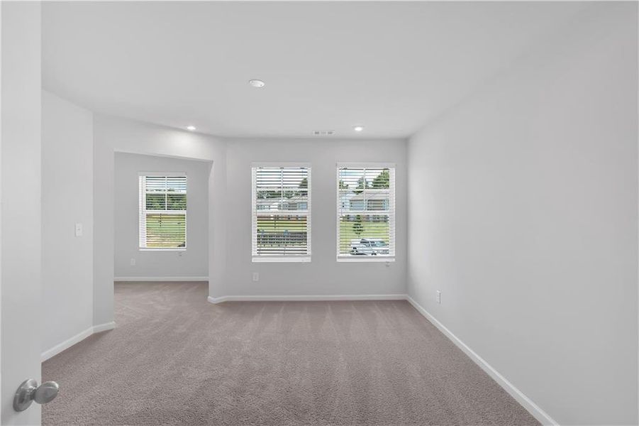 Spacious, unfurnished interior of a new home in Village Green, Adairsville (Image 35).