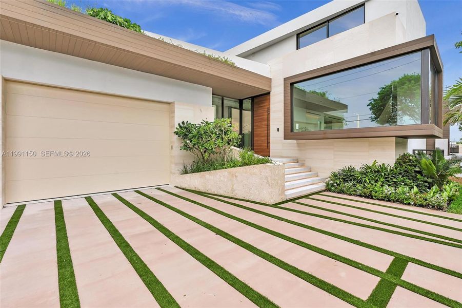 Exterior details and patio area of a home in , Miami Beach (Image 24). Exterior details and patio area of a home in , Miami Beach (Image 24).