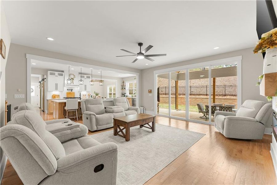 Furnished interior view inside a new home in , Jefferson (Image 13).