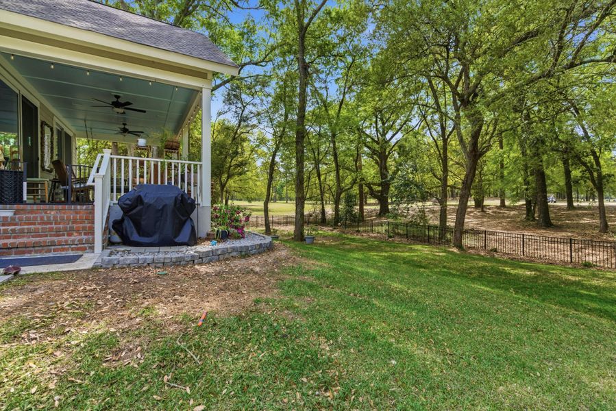 Exterior details and patio area of a home in , Santee (Image 46).