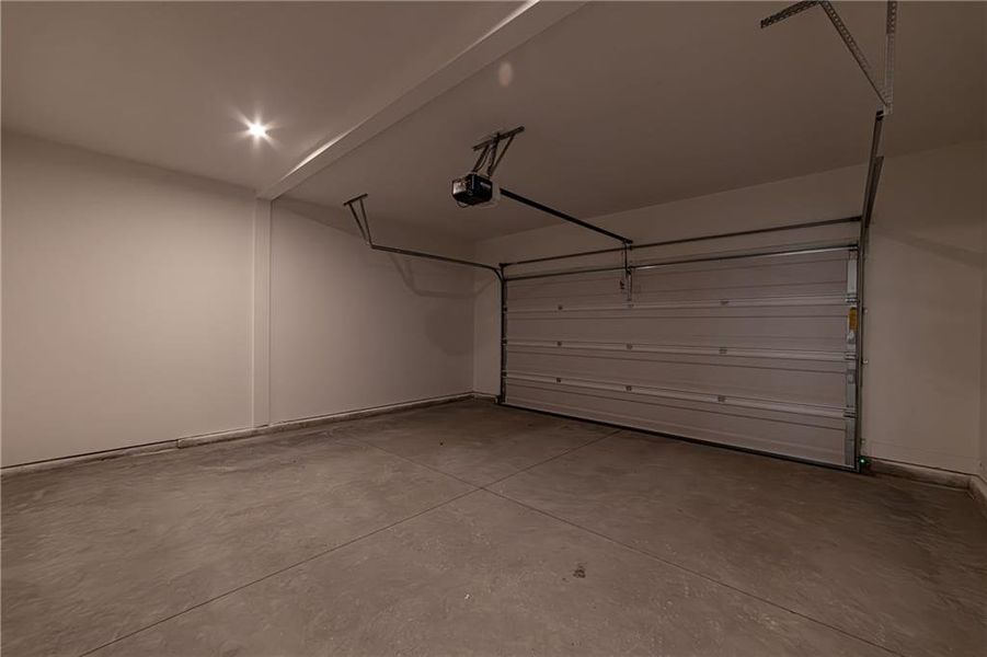 Spacious, unfurnished interior of a new home in Enclave at Edgewater, Canton (Image 58).