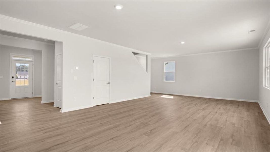 Spacious, unfurnished interior of a new home in Fairway 17 at Mirror Lake, Villa Rica (Image 41).