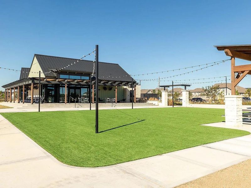 Community amenities in Cypress Green, Hockley (Image 34).