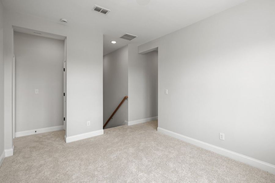 Representative unfurnished interior of a home built from the The Baldwin by UnionMain Homes in Austin Springs, Bethlehem (Image 20).