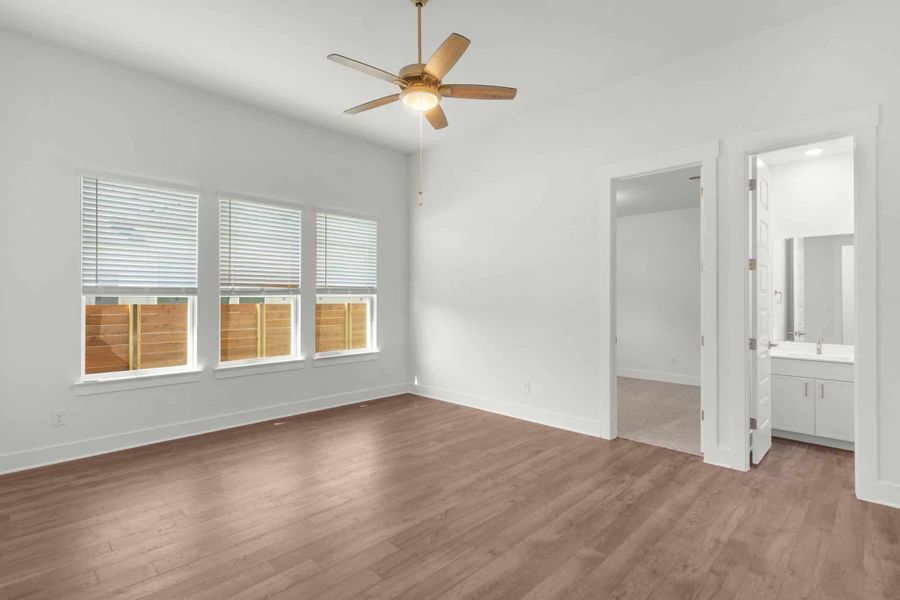 Spacious, unfurnished interior of a new home in Broken Oak, Georgetown (Image 14).