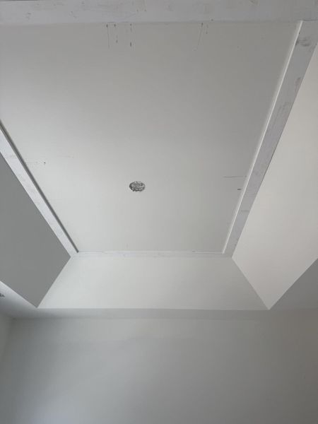 Spacious, unfurnished interior of a new home in , Hollywood (Image 12).